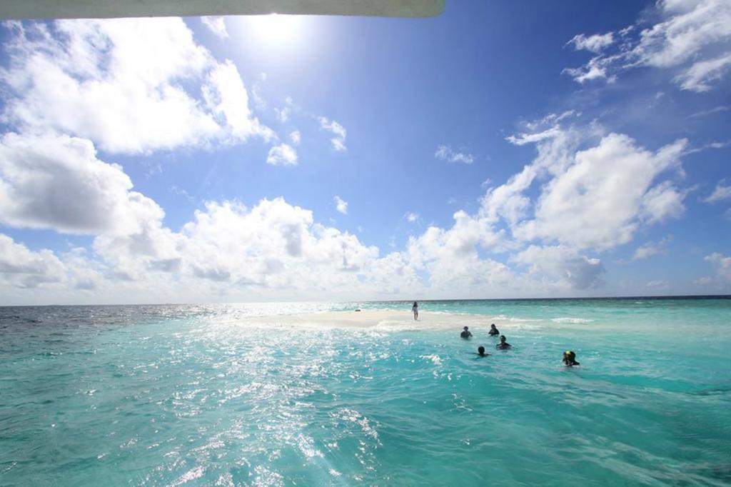 Lily Rest Maldives Hotel Maafushi Buitenkant foto