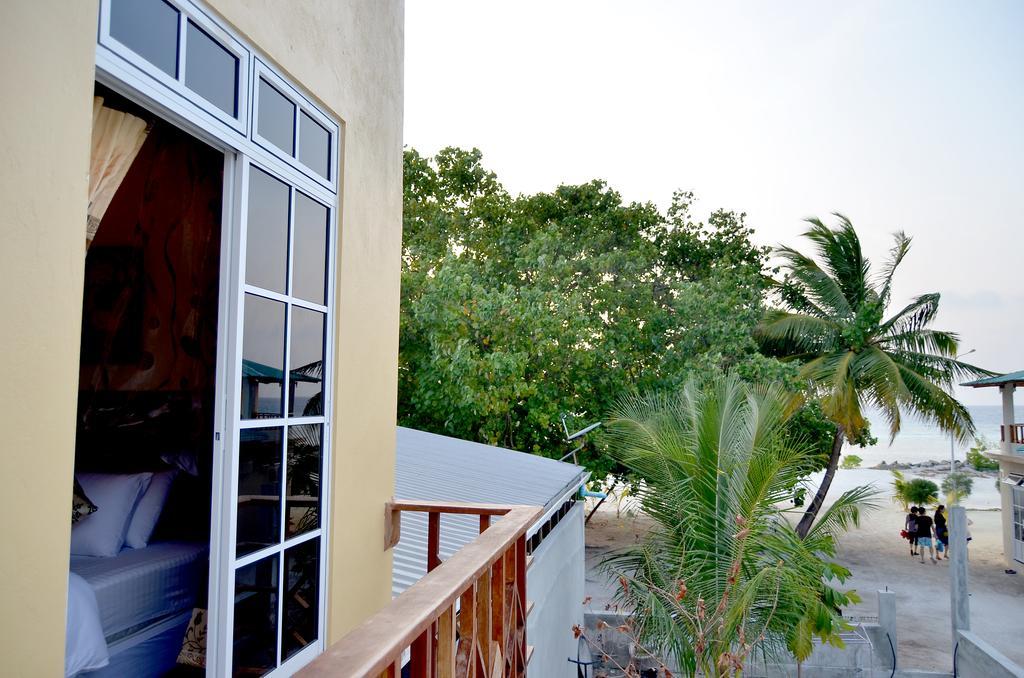 Lily Rest Maldives Hotel Maafushi Buitenkant foto