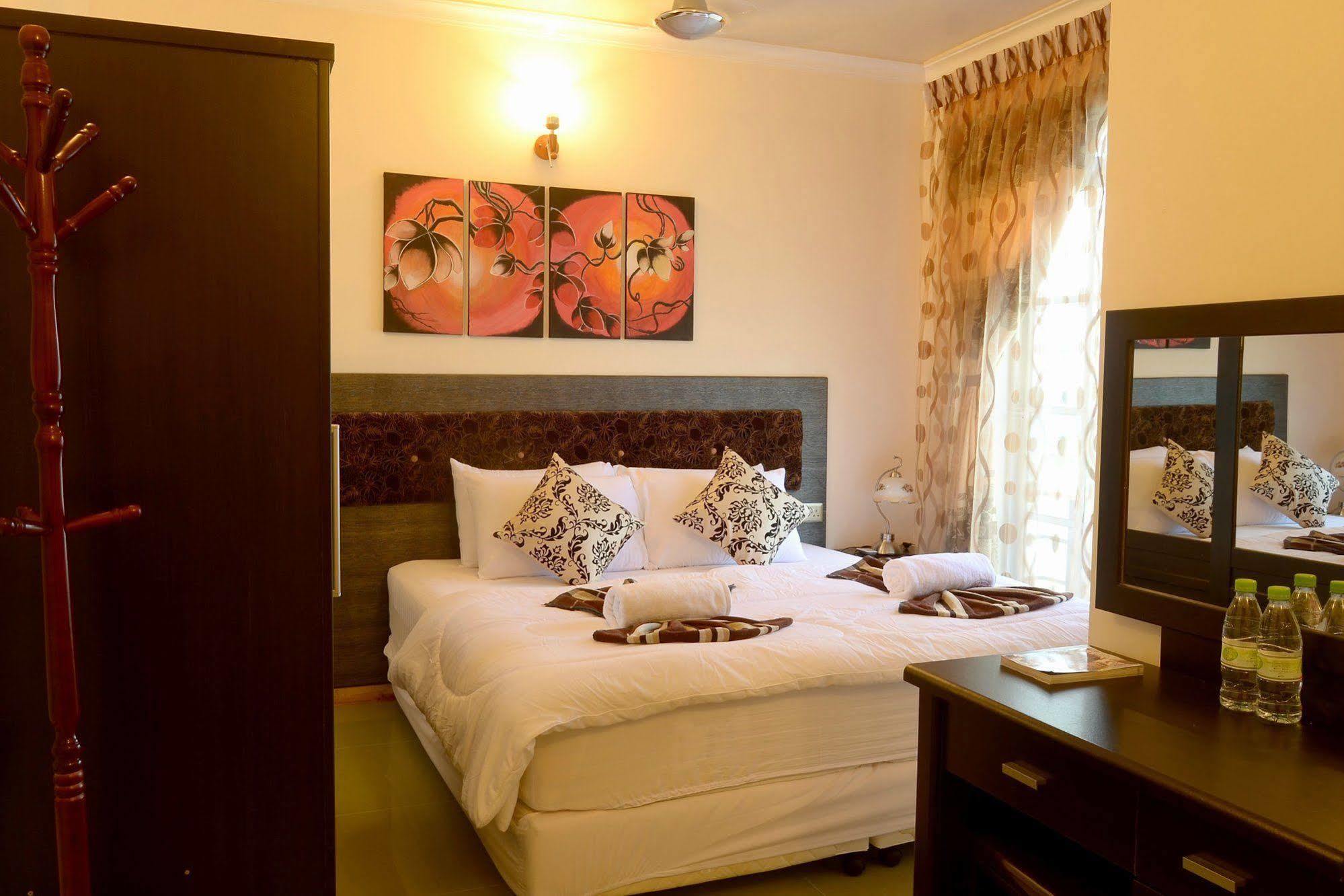 Lily Rest Maldives Hotel Maafushi Buitenkant foto