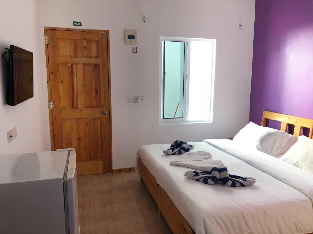 Lily Rest Maldives Hotel Maafushi Buitenkant foto